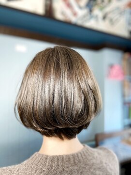 ウラロージュ(uraloge) ☆ナチュラルボブ☆