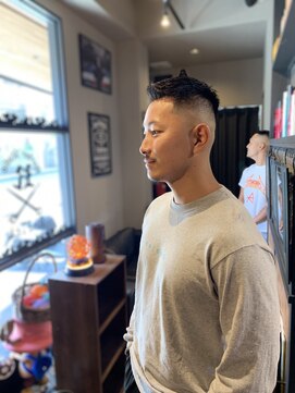 バーバー スタジオ ラフテル(Barber Studio RAFTEL) スキンフェードスタイル