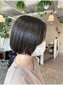 ナチュラルボブ（多毛、硬毛の方でもコンパクトになるヘア）