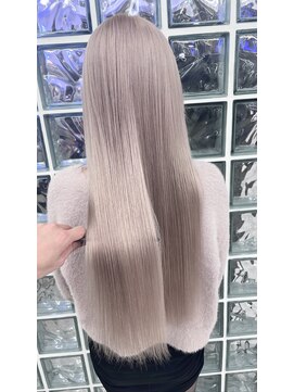 ローバー(Rover) ベージュホワイトほんのりラベンダー