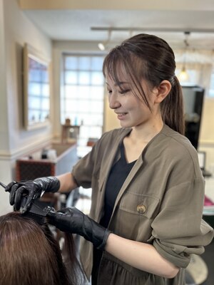 お洒落大好きなスタッフが提案するトレンドヘアで