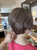 ルシード スタイル レクラ 栄生店(L'UCIDO STYLE L'eclat)&nbsp;白髪ぼかしハイライト