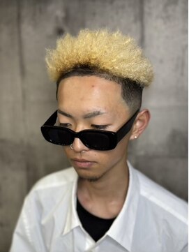 バーバーショップ ネオ セカンド(BARBERSHOP NEO2nd) ハリガネパーマ　ツイスト　フェード