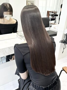 エレリー 栄店(EleRe) EleRe 栄/名古屋/髪質改善/韓国/カラー/カット/レイヤーカット