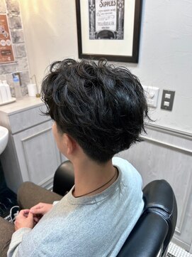 ミリオンバックス 神田店(Million Bucks) スパイキーショート/スペインカール<理容室>[メンズ/床屋/神田]