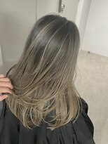 リグ 横浜(Lig.)&nbsp;エアタッチバレイヤージュヘーゼルグレージュダブルカラー横浜駅