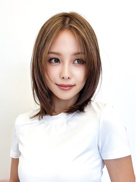 ルージュシー 堀江(RU10C) ミディアムソフトウルフ/レイヤーカット