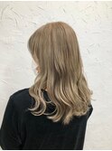 ミルクティーグレージュ池袋韓国ヘアフェザーバング