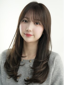 エインアンリー 明治神宮前(AIN.ANLY.) ☆ミディアムレイヤーカットダークアッシュ大人ガーリー韓国ヘア