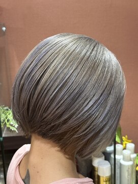 リアル(REAL) シルバーアッシュ