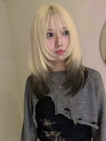 イェッカ パビル(YECCA pabil)&nbsp;抜きっぱなしブランドとエンドカラーブラック