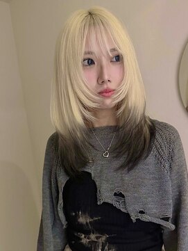 イェッカ パビル(YECCA pabil) 抜きっぱなしブランドとエンドカラーブラック