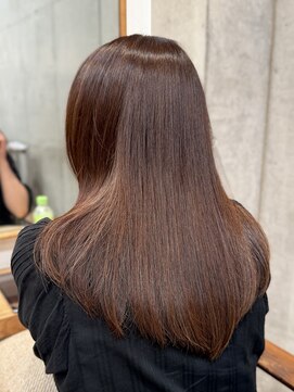 シルフィ(sylph) 大人女性/艶髪ロング/ナチュラルカラー30代40代