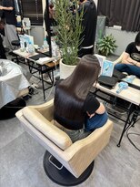 シシ 新宿(She 2.)&nbsp;透明感カラー/天使の輪/美髪矯正/うるツヤ/髪質改善カラー/艶髪