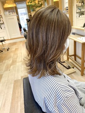 オーシャン(Ocean) ［OCEAN Hair&Life 水田成美］白髪ぼかし3Dハイライト