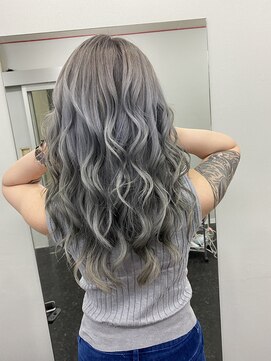 カリーナ(CARINA) ハイトーンカラー/グレーシルバー