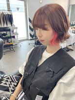 デスト 大宮(DEST)&nbsp;インナーカラーレッド/イヤリングカラーレッド/ウルフ[大宮駅]