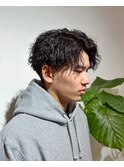 センターパートツイストスパイラル/メンズカット