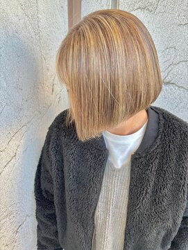 サンタフェ 岡崎店(Santa'Fe) Santa'Fe式脱白髪染め白髪ぼかしハイライト/ボブ