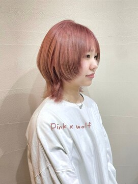 モリグリーン(MORI GREEN) ◆ウルフミディアムヘア//ピンクデザインカラー