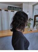 顔まわりレイヤー×しっかりパーマ