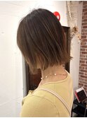 マッシュショートおしゃれ女子ウルフヘア外ハネボブレイヤーボブ