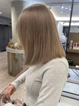 ルーブ トウキョウ(Loob. TOKYO) ハイトーンカラーミルクティーベージュピンクベージュ韓国30代