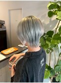 ハイライトカラーシルバームーンショート