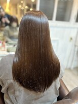 クッキー ヘアーアンドメイク(COOKIE Hair&Make)&nbsp;【COOKIE】艶感ストレートロング × 柔光ブラウン