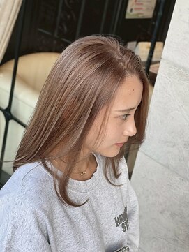 ライン(LYNE) 透明感/ナチュラルハイライト/ミルクティーブラウン