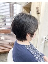 シロ(Shiro)&nbsp;大人ショートボブ 【大人ショート/髪質改善/吉祥寺/縮毛矯正】
