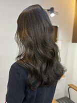 ヌープヘアーアイス(NUUP.hair ici)&nbsp;暗髪でも透明感◎ダークオリーブグレージュ×レイヤーカット