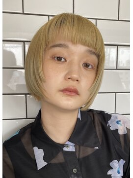 トリッカ シブヤ(TRICCA SHIBUYA) 透明感オリーブベージュ×ブリーチショート