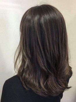 シュシュ ヘアーメイク プロフェッショナル(chou chou)の写真/流行りのカラーやパーマもいいけど、やっぱりカットが上手いのが一番!!ラフだけど品のある髪型に変身★