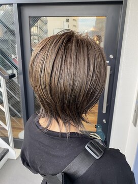 ベルポ(Bellpo) グレーのオンカラー