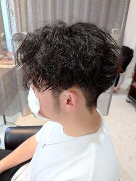 パシフィックダズールコパン(Pacific Dazzle copain) 神戸メンズツイストスパイラル 波巻き シークレットパーマ