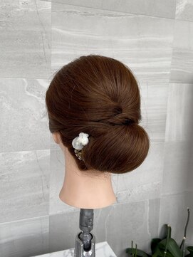 サロン Salon アイ アート 着物ヘア シンプルシニヨン