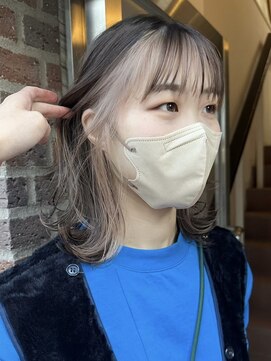 サンク 原宿 表参道(cinq) インナーカラーミルクティーベージュハイトーンケアブリーチ