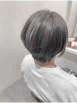 リリ(RiRi)&nbsp;グレージュ　ナチュラルショート