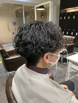 ナイン(N INE.) 波巻きパーマ