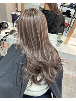 ブレンド 渋谷(BLend)&nbsp;黒髪ボブルフネビージュ小顔ワンレンスペインカール