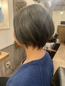 ブルーノ ヘアサロン(BRUNO. hair salon) ショート×オリーブグレーカラー
