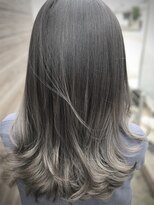 フェニーチェ アヴァンティ インターナショナルヘアサロン(fenice avanti)&nbsp;グレージュグラデーションカラー