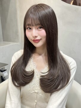 グロー 大宮(GLROW) 似合わせカットメルティカラーフェミニンロングマロンベージュ