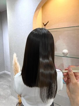 カラークチュール(Color Couture) 縮毛矯正/ストレート/美髪/うる艶ヘア/ミディアム