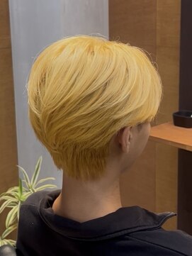 抜きっぱセンターパート/メンズパーマ/ハイトーン/ブリーチ