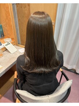 ベルタバイメルク(belta by merc.) 2.13オリーブグレージュ大人ガーリー