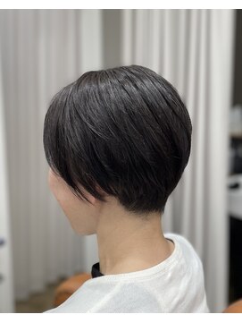 ネコノヒゲ(Neko No Hige) 刈り上げショート