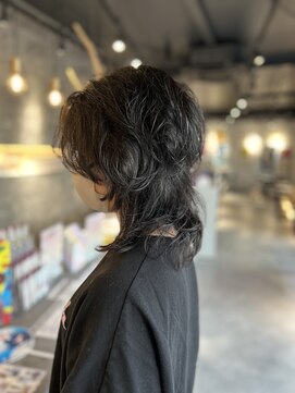 ビーストバイブランカ 刈谷三河安城(BEEst by BLANCA) 素敵なくせ毛をいかしたウルフヘアー