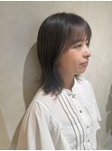 ナチュラル外ハネミディ×シアーグレージュ